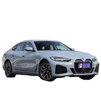 BMW i4 - это энергоэффективный автомобиль, оснащенный ABS, который пользуется популярностью у покупателей.