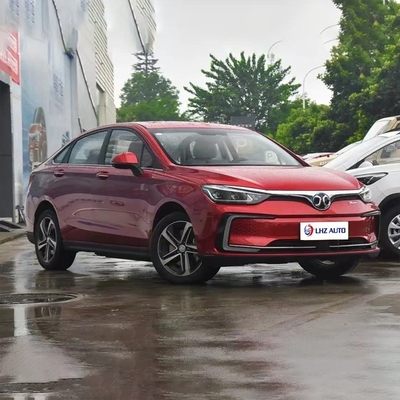 Автомобиль для такси с 5 дверями и 5 сиденьями 100% электромобиль идеально подходит для европейского и американского рынков