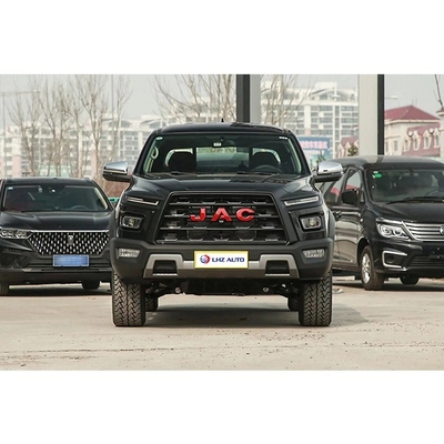 JAC T9 4WD бензиновый пикап с 6 подушками безопасности и максимальным крутящим моментом 300-400 Нм в 2024 году