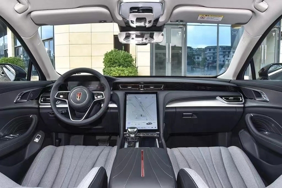 Китайский седан среднего и крупного размера HongQi H5 с мощностью двигателя 4,1-6 л и высоким спросом