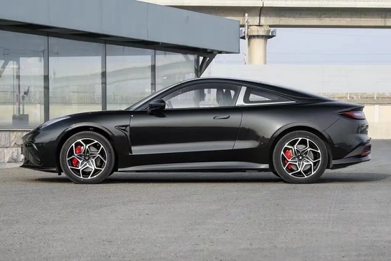 Почувствуйте мощь чистого электрического автомобиля 2024 Neta GT A Long Endurance Sports Car