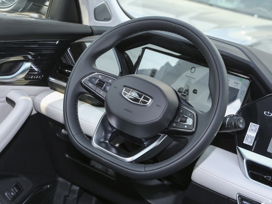 Левое рулевое управление Geely Xingyue L Car Geely Monjaro 2.0TD Skyrim SUV Бензиновый автомобиль для взрослых