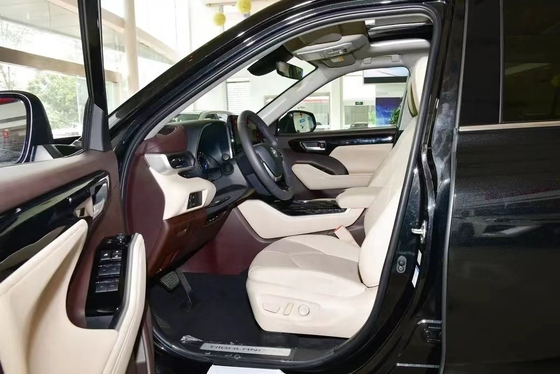 Опыт будущего вождения с 2023 Toyota Highlander сенсорный экран