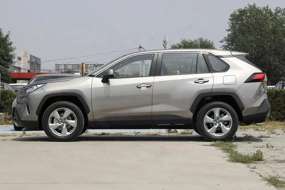 2023 Toyota RAV4 SUV Эффективность использования топлива и экономическая эффективность для городского внедорожного вождения