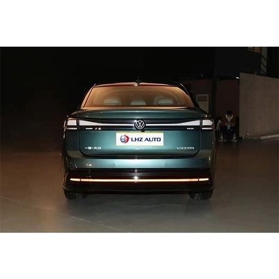 2024 Volkswagen ID7 Лидирующий седан в серии ID с мощностью 150 кВт и крутящим моментом 310 нм