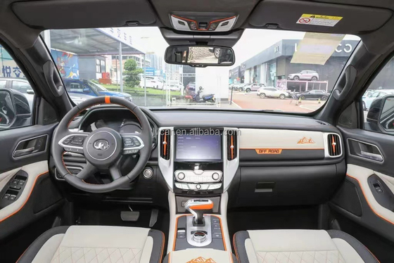 Great Wall Motors 5-местный пикап с приводом на четыре колеса и светодиодным дневным светом