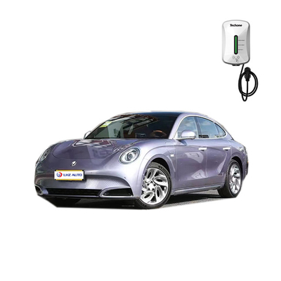 ORA Lightning Cat Электрическое транспортное средство среднего размера с емкостью 50 батарей