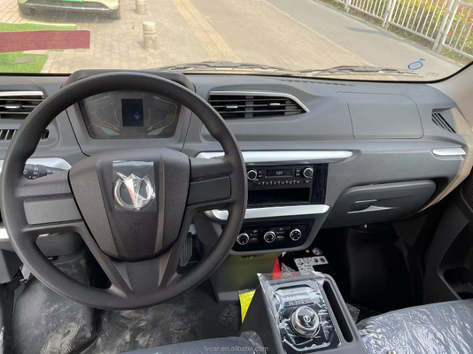 Белый грузовик Feidi Q2V с автоматической системой подъема и дальностью 250 км