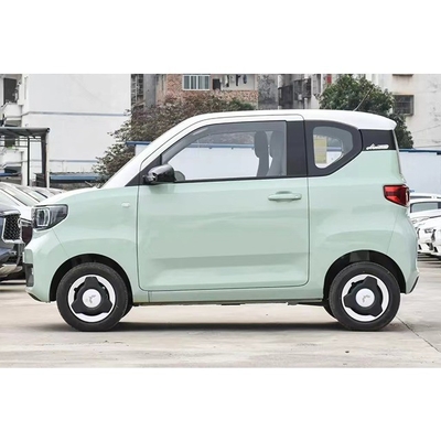 Энергетическое транспортное средство Wuling Hongguang Mini EV 2 двери 4 места 13,8 кВтч емкость батареи 2024