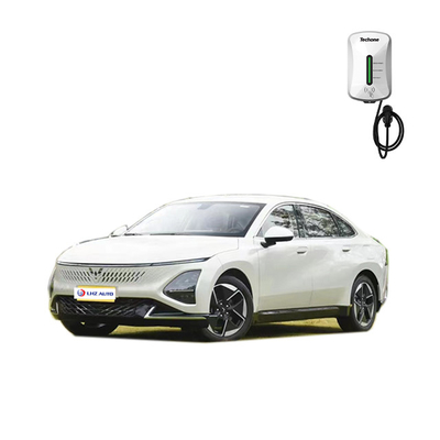 2024 Wuling Xingguang Hybrid Sedan Классический 5-местный автомобиль с технологией PHEV с большой дальностью.