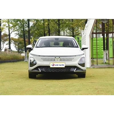 2024 Wuling Xingguang Hybrid Sedan Классический 5-местный автомобиль с технологией PHEV с большой дальностью.