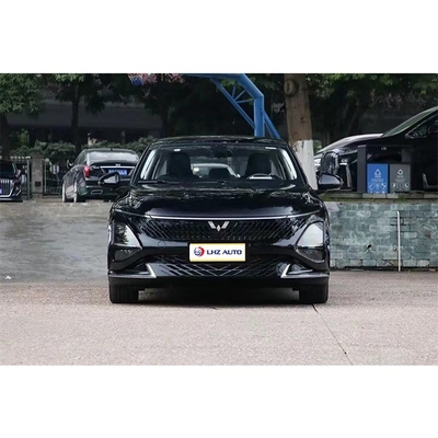 The Wuling Starlight Пятидверный пятиместный седан класса А с максимальной скоростью 145