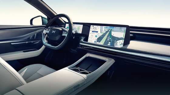 Xpeng P7 Ev 5-местный электрический внедорожник с темным внутренним цветом и типом турбомотора