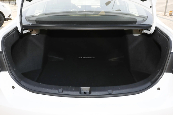 Byd Qin Dm-I Ev Автомобили Чистые электрические транспортные средства Авто Электрика 4 колеса Электрическая машина Готова