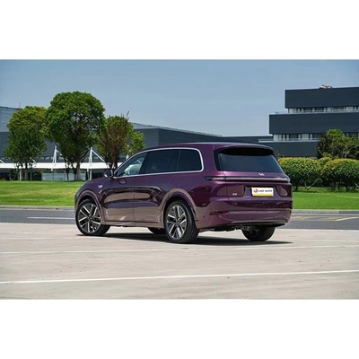 Серебряный Li Xiang L9 MAX 7-местный AWD Drive Электрический внедорожник Автомобиль с мульти-ссылкой передней подвески