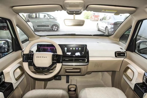 Высокие двигатели Wuling Чистое электрическое транспортное средство с дальностью движения 305 км и режимом вождения RWD