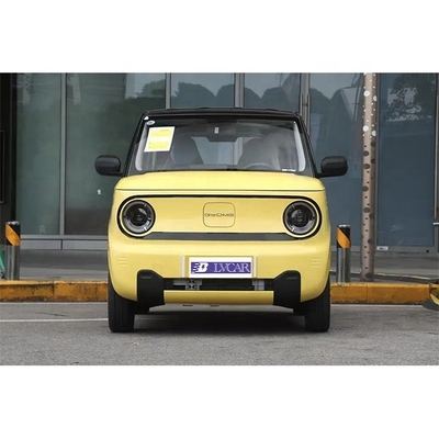 Задняя камера оснащена Geely Panda Mini Energy Vehicle с дальностью 200 км и 3 цилиндрами