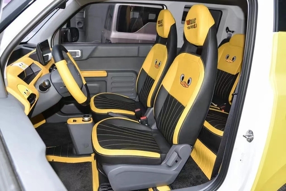 Задняя камера оснащена Geely Panda Mini Energy Vehicle с дальностью 200 км и 3 цилиндрами