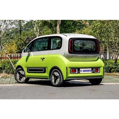 Сенсорный экран Wuling Baojun четырехдверный пятиместный энергомобиль с четырьмя передними переключениями